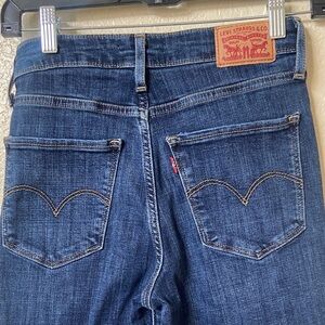 Levi's Women's High Rise Dark Blue Skinny Jeans